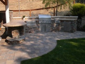 outdoor-kitchens-fireplaces jeffwortham.com